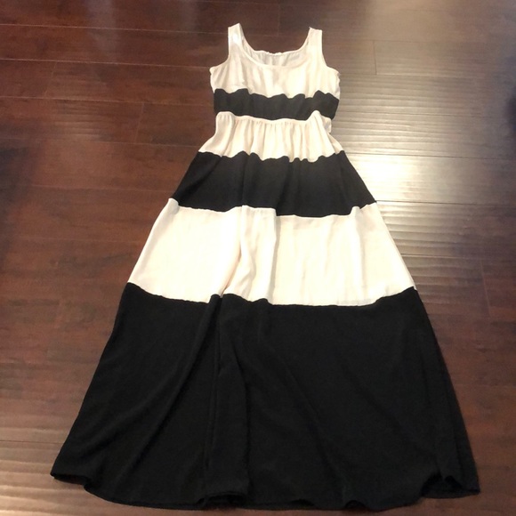 Lush Dresses & Skirts - 🔵Lush Double Color Maxi